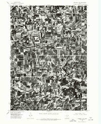 Decorah 4 NW Iowa Historical topographic map, 1:24000 scale, 7.5 X 7.5 Minute, Year 1975