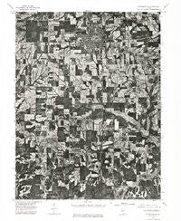 Pittsfield SE Illinois Historical topographic map, 1:24000 scale, 7.5 X 7.5 Minute, Year 1975