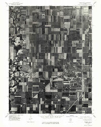 Tuscola SE Illinois Historical topographic map, 1:24000 scale, 7.5 X 7.5 Minute, Year 1975