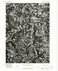 Decorah 1 SW Iowa Historical topographic map, 1:24000 scale, 7.5 X 7.5 Minute, Year 1975