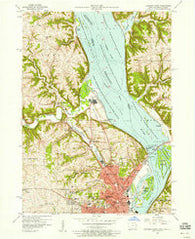Dubuque North Iowa Historical topographic map, 1:24000 scale, 7.5 X 7.5 Minute, Year 1956