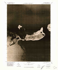 Cuttyhunk Massachusetts Historical topographic map, 1:25000 scale, 7.5 X 7.5 Minute, Year 1977