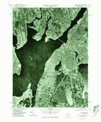 Fall River Massachusetts Historical topographic map, 1:25000 scale, 7.5 X 7.5 Minute, Year 1977