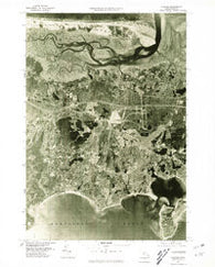 Hyannis Massachusetts Historical topographic map, 1:25000 scale, 7.5 X 7.5 Minute, Year 1977