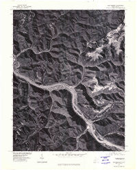 Montgomery West Virginia Historical topographic map, 1:24000 scale, 7.5 X 7.5 Minute, Year 1977